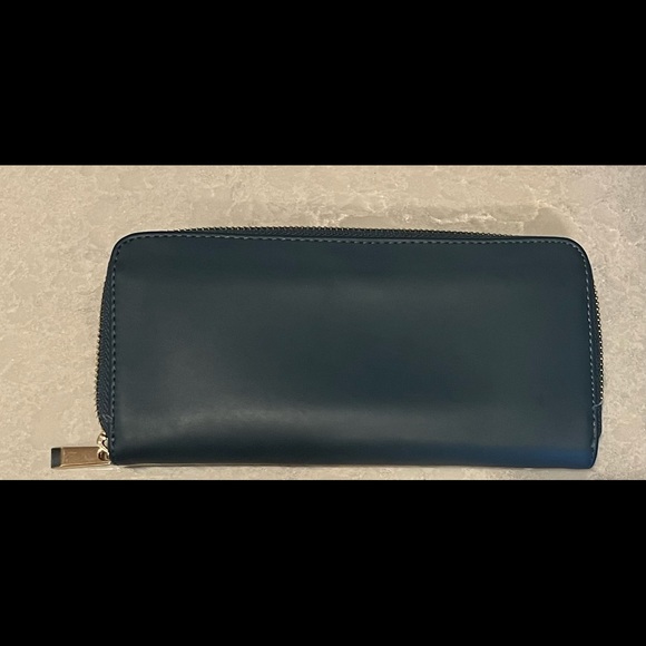 A New Day Blue leaf wallet - Picture 2 of 3